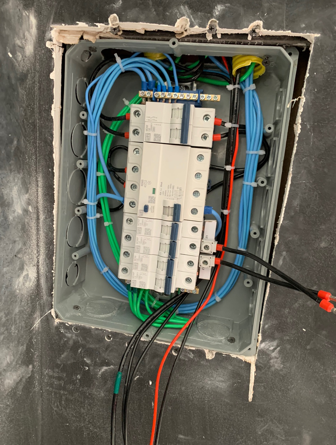 Instalação em quadro de disjuntores