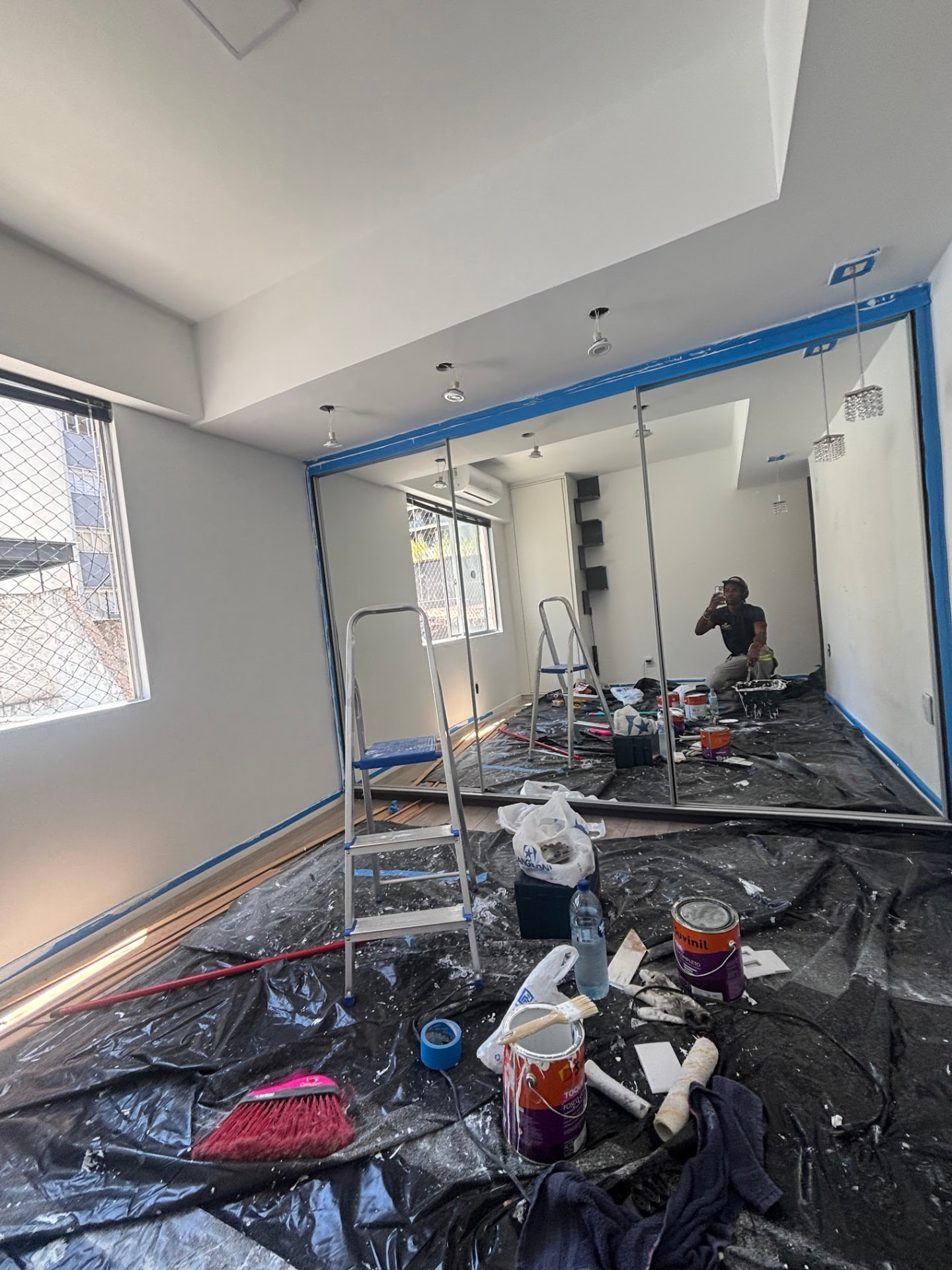 Ambiente protegido durante pintura